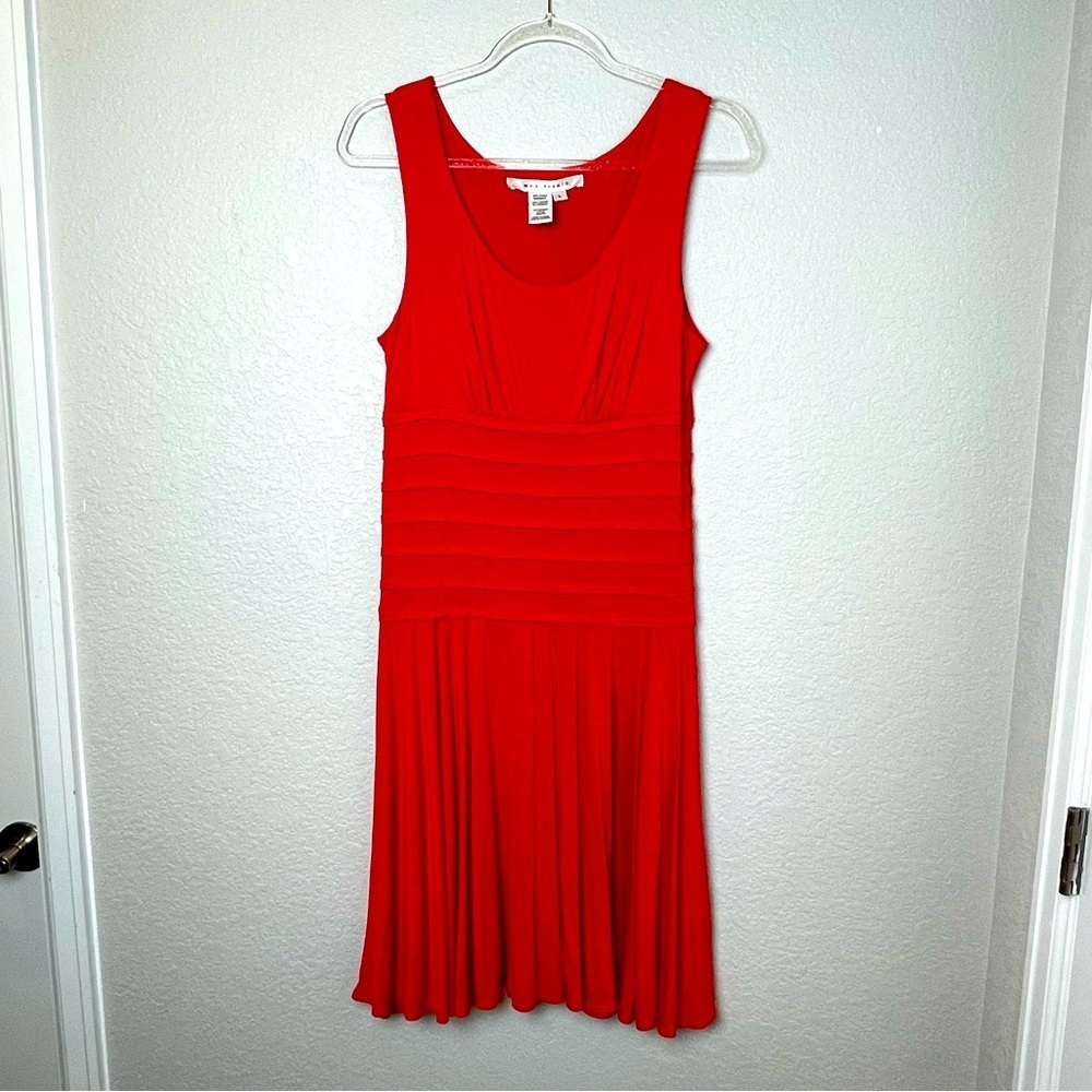 MAX STUDIO Red Sleeveless Dress with Flattering Compression Waist Size L